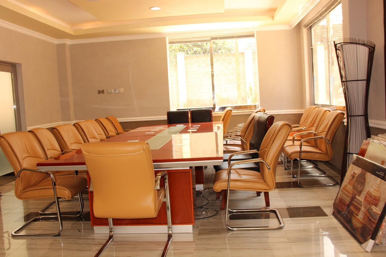 Gramo Suites Nairobi Extérieur photo